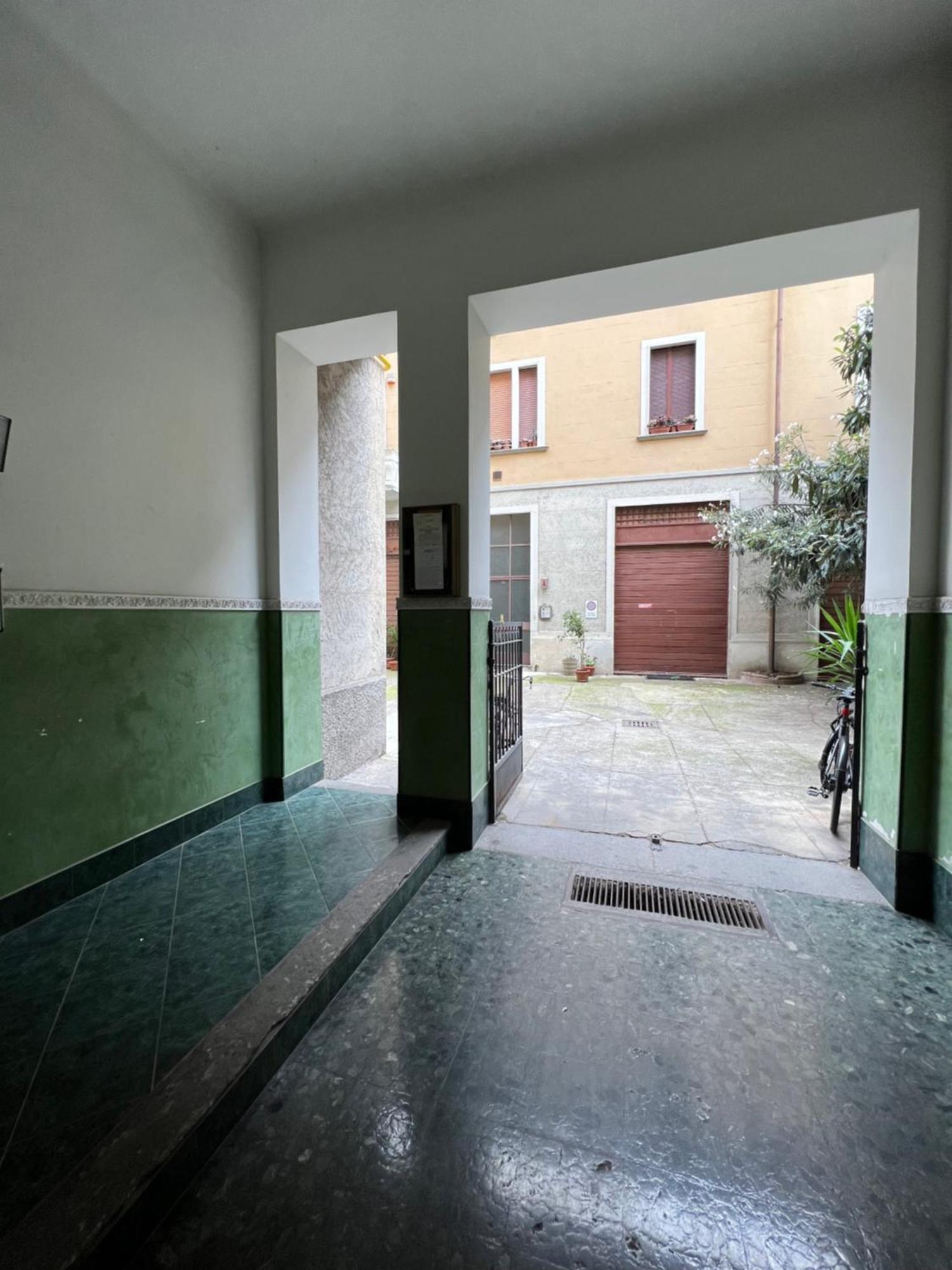 B32b Modern, Functional And Fully Equipped One Bedroom With A Lovely Small Balcony Milan